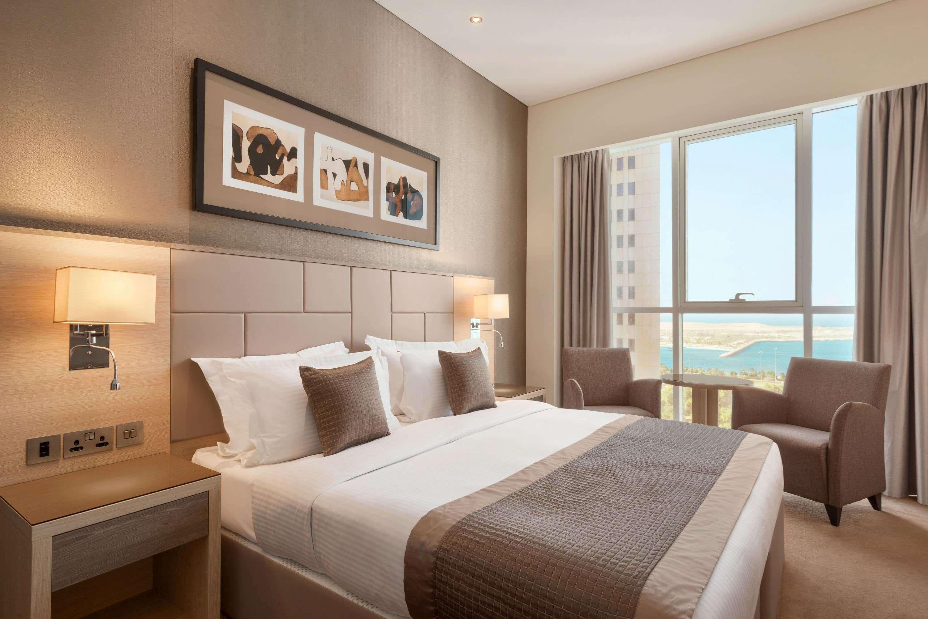Tryp By Wyndham Abu Dhabi City Center Exterior photo