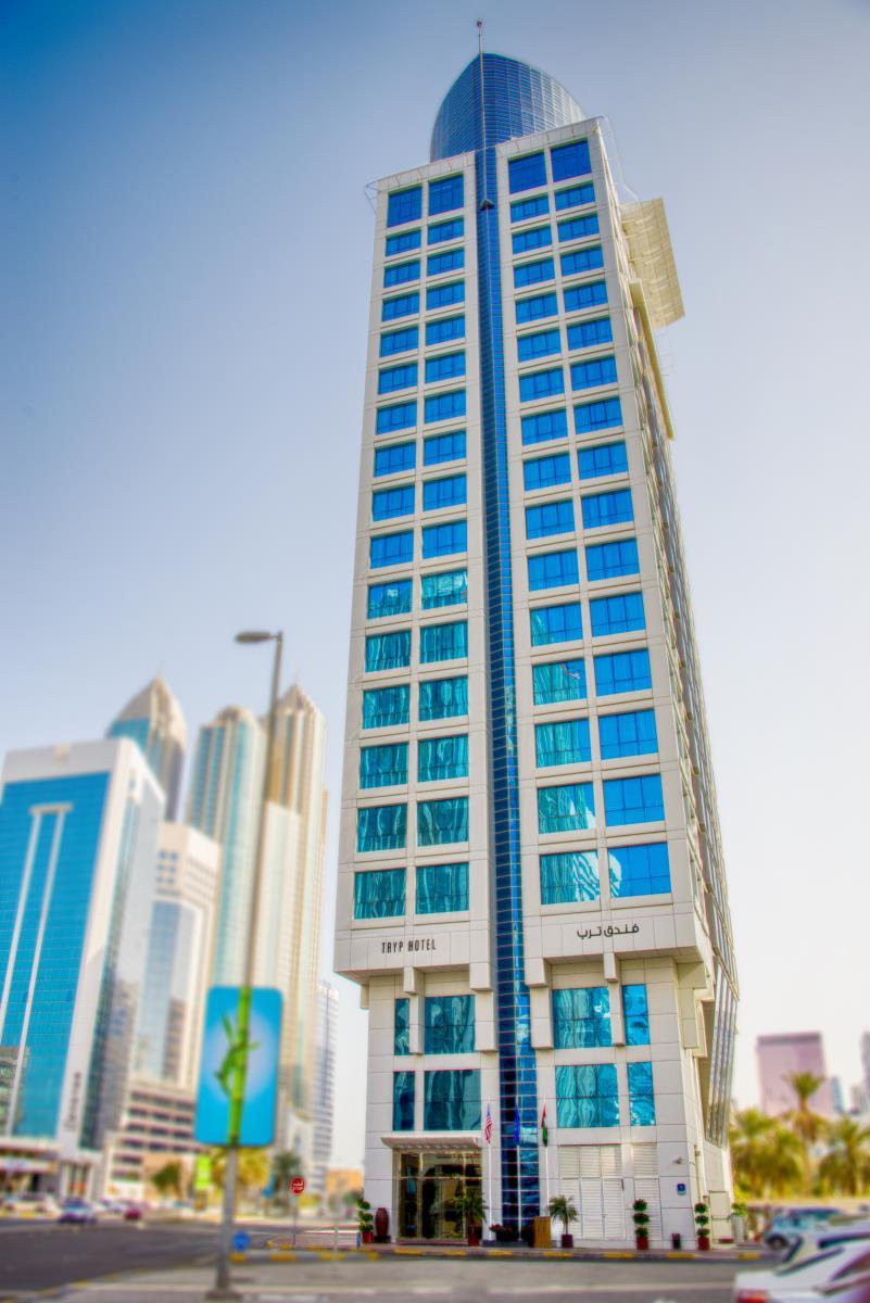 Tryp By Wyndham Abu Dhabi City Center Exterior photo